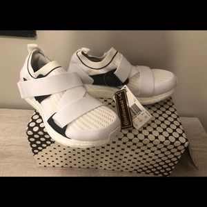 NEW SIZE 5.5 AdidasXStella McCartney ultraboost X